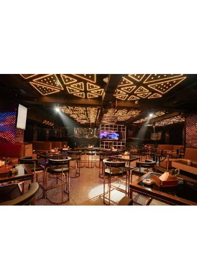 Club Illusions