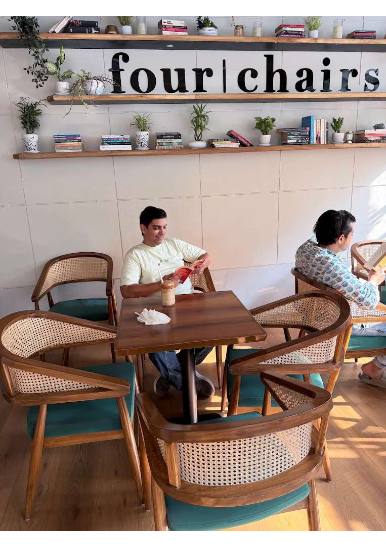 Four Chairs Cafe