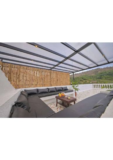 Justnowstay - view 2