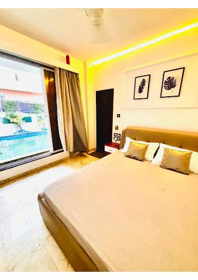 Glasshouse Luxury Villa - view 2