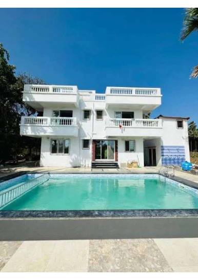 Classic Villa - view 2