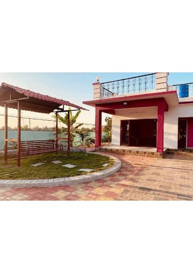 Romantic Scenic Villa